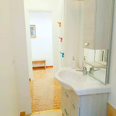 Apartmán House With Garden Near The Olympic Stadium *